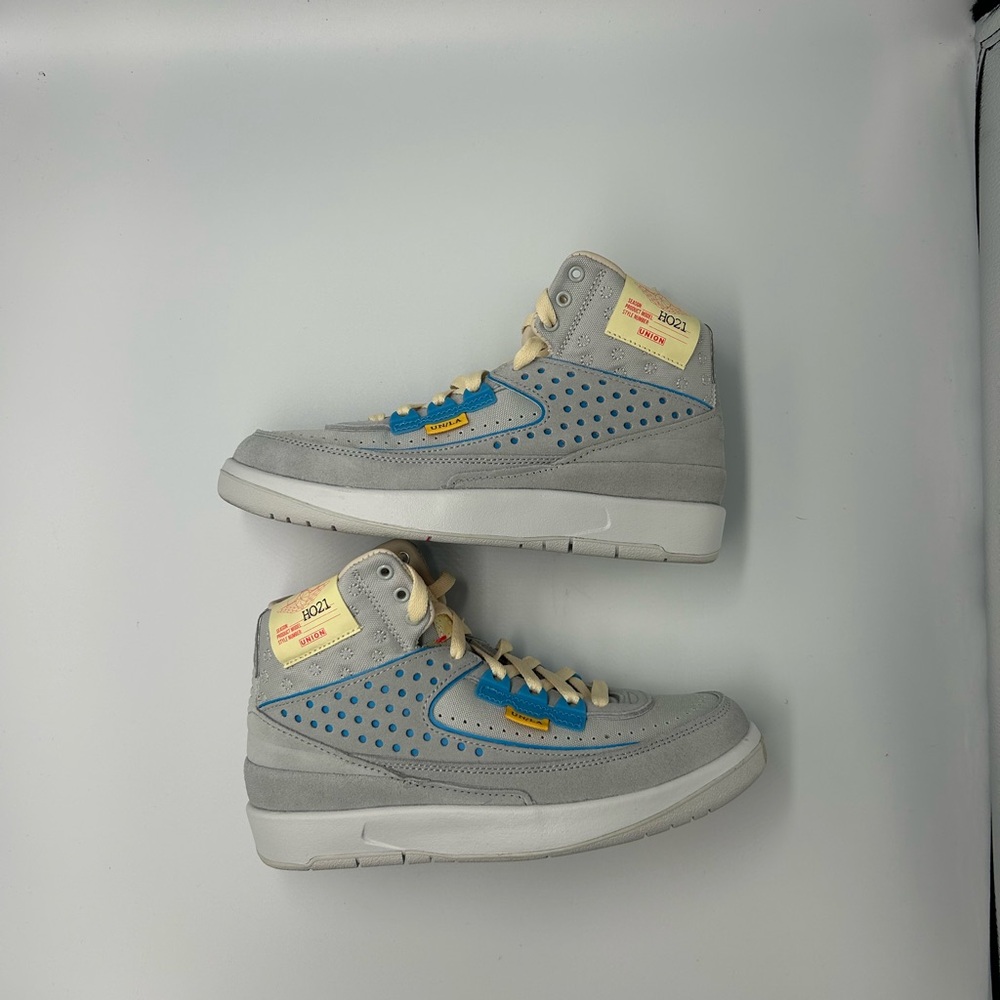 Air Jordan 2 Retro SP Union Grey Fog Size 4 / Women’s 5.5